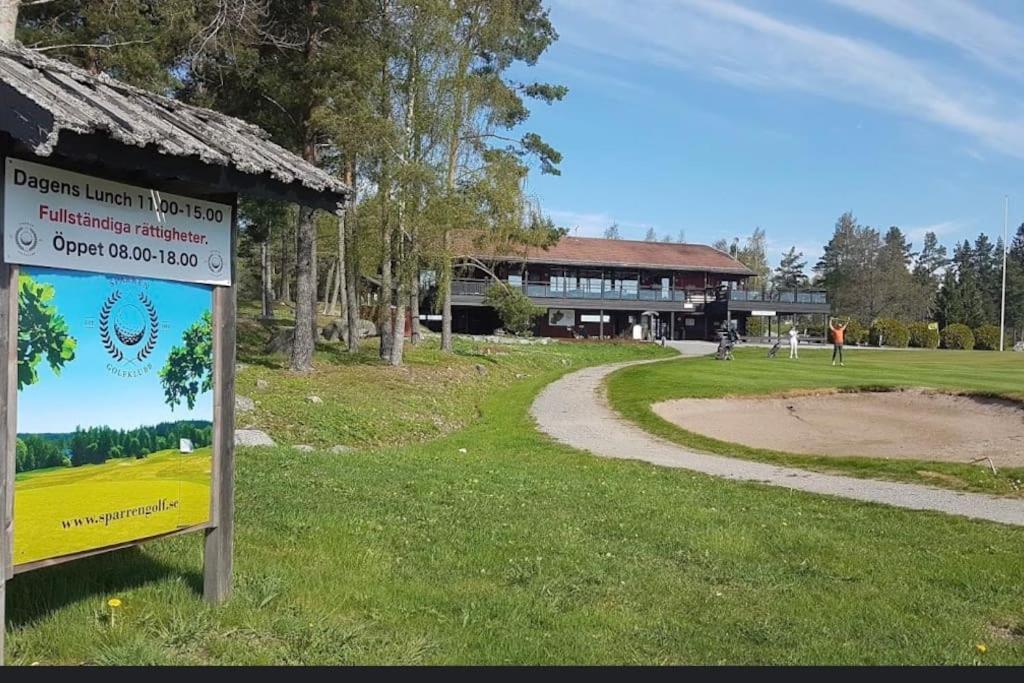 Nyrenoverat Strandnaera Med Fantastisk Utsikt Rimbo المظهر الخارجي الصورة